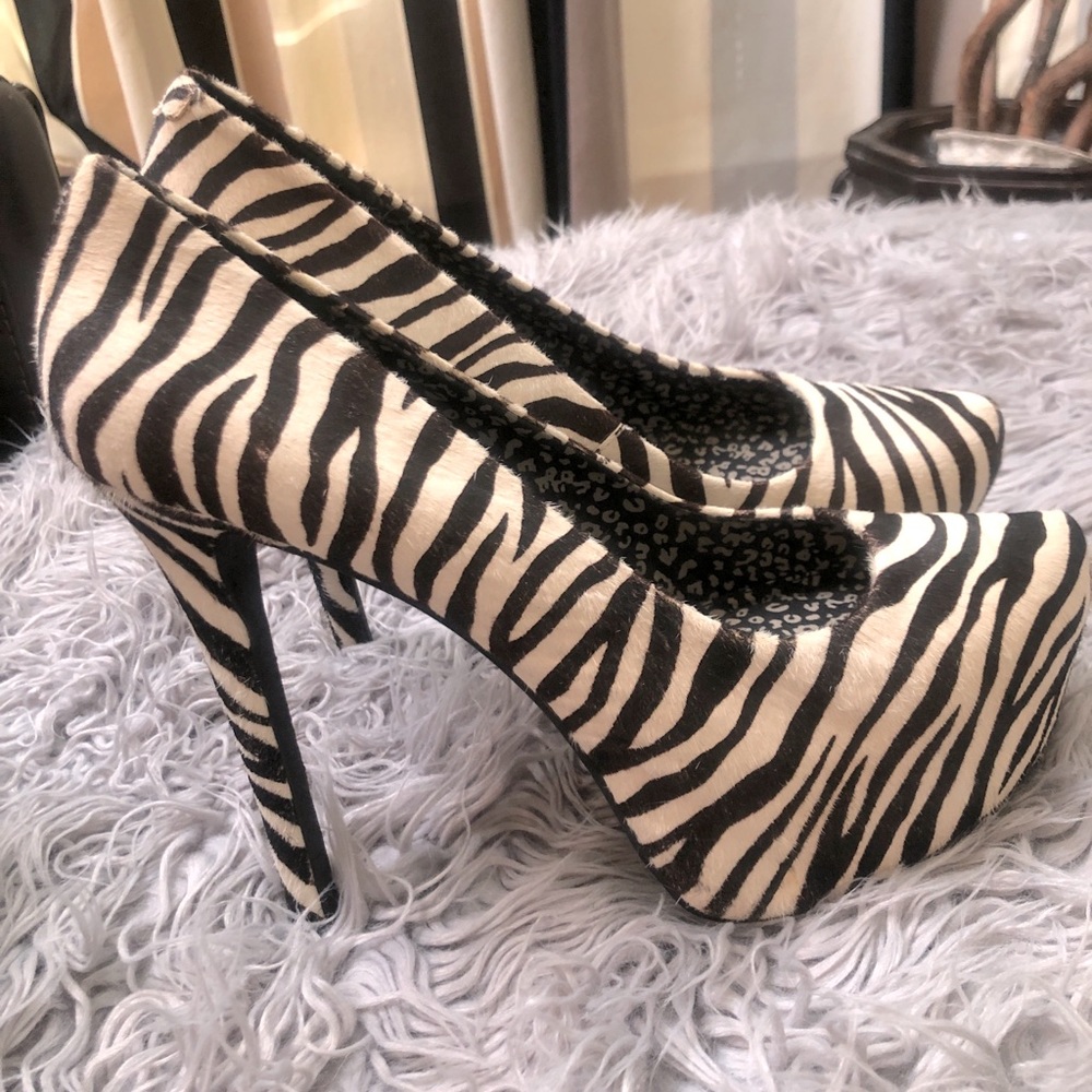 Jessica Simpson shoes